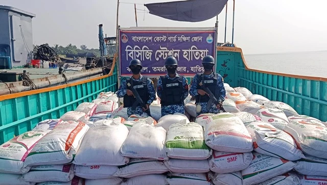শুল্ক ফাঁকি দিয়ে আনা ১৫ হাজার কেজি লাল চিনি জব্দ