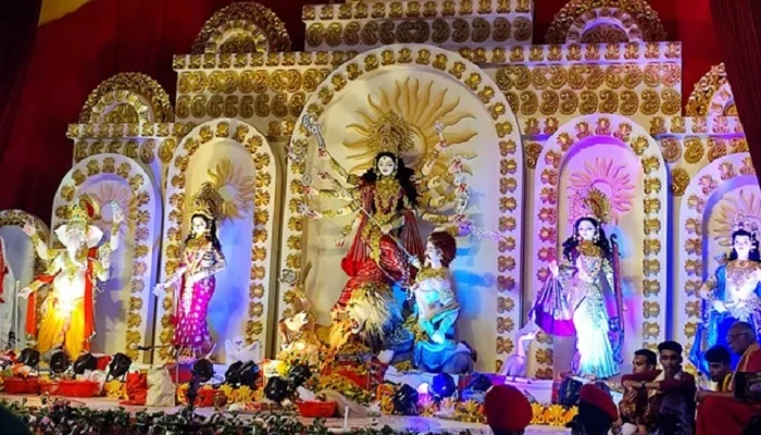 শারদীয় দুর্গোৎসবের মহানবমী আজ