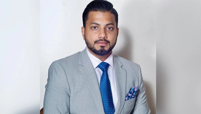 ইশরাকের পদত্যাগপত্র গ্রহণ করেছেন রাষ্ট্রপতি, প্রজ্ঞাপন জারি