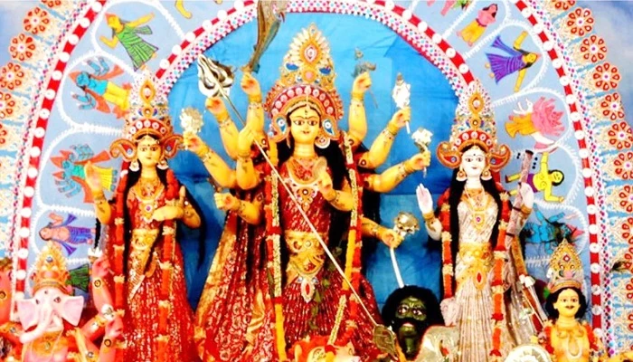আজ বিজয়া দশমী, প্রতিমা বিসর্জনে শেষ হচ্ছে দুর্গোৎসব