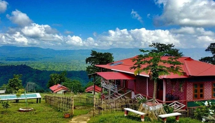 সাজেকে সড়ক অবরোধ, আটকা ৩ হাজার পর্যটক
