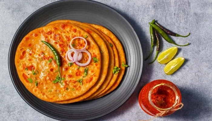 তেল ছাড়াই আলুর পরোটা, জেনে নিন তৈরির পদ্ধতি