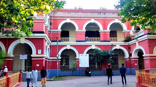 পাবনায় অর্থ আত্মসাত মামলায় গ্রামীণ ব্যাংকের সাবেক কর্মকর্তার কারাদণ্ড