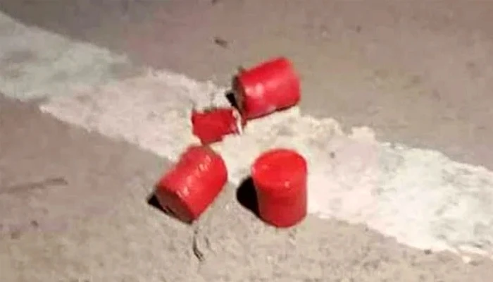 মোহাম্মদপুরে মাদ্রাসার পাশে বিস্ফোরণ