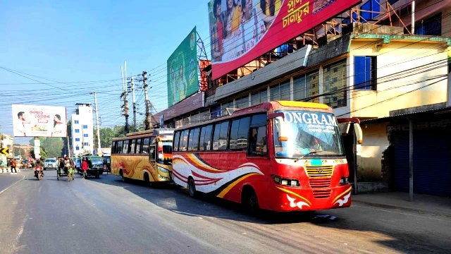 রাজবাড়ী-ফরিদপুর রুটে বাস চলাচল শুরু