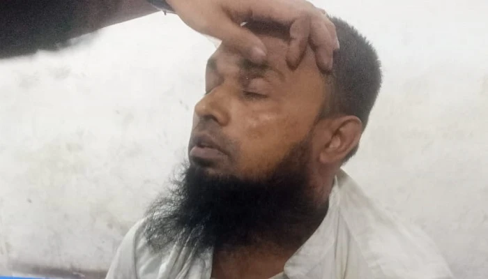 মাদ্রাসা শিক্ষকের বিরুদ্ধে ছাত্রীকে ধর্ষণের অভিযোগ