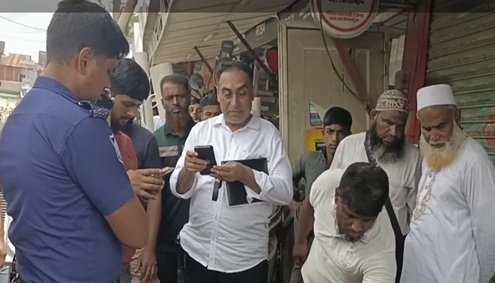 নারায়ণগঞ্জে ছিনতাই হওয়া মুরগি ও ডিম সেনবাগ থেকে উদ্ধার