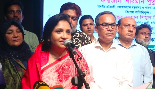 ঐক্যবদ্ধ থাকলে ফ্যাসিবাদী শক্তি মাথা তুলে দাঁড়াতে পারবে না: পুতুল