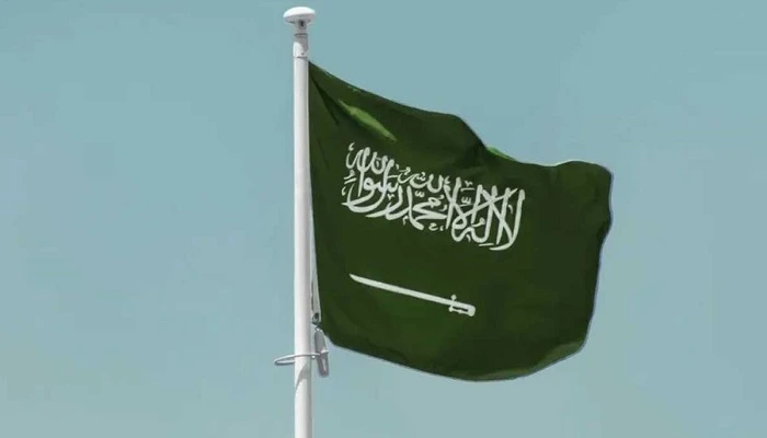 হঠাৎ সৌদিতে জরুরি সতর্কতা জারি