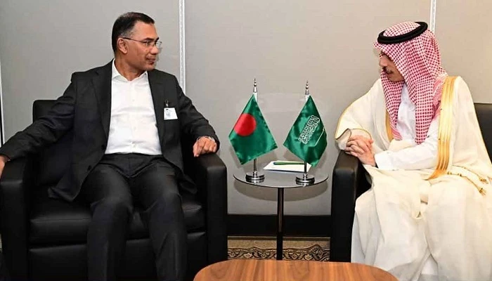 প্রধানমন্ত্রীর সঙ্গে সৌদি আরবের পররাষ্ট্রমন্ত্রীর বৈঠক