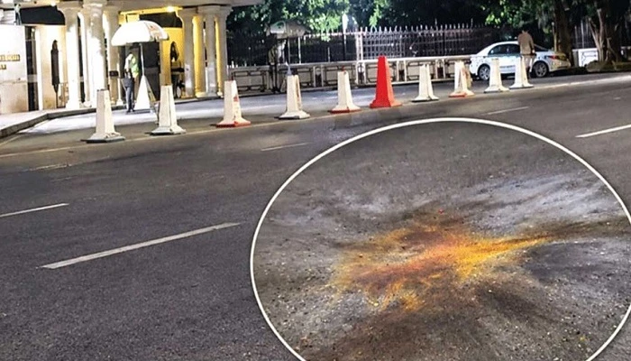 মধ্যরাতে প্রধানমন্ত্রীর কার্যালয়ের সামনে ককটেল বিস্ফোরণ